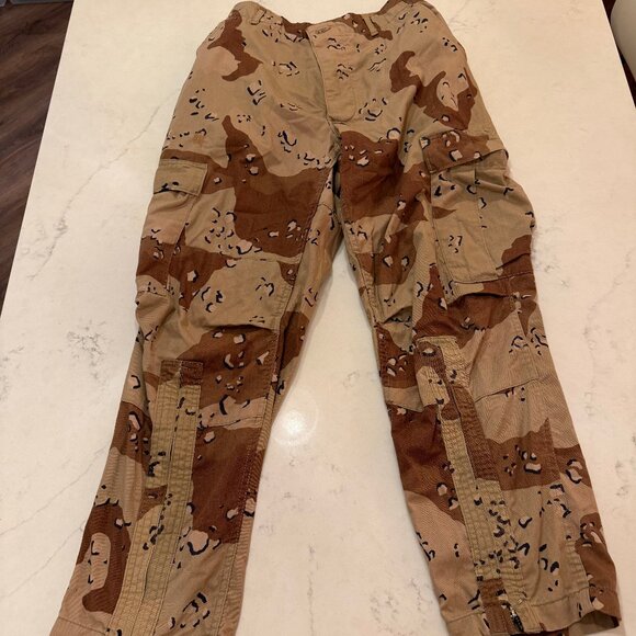 RE/DONE Camo Cargo Pants Size Medium - Picture 2 of 8